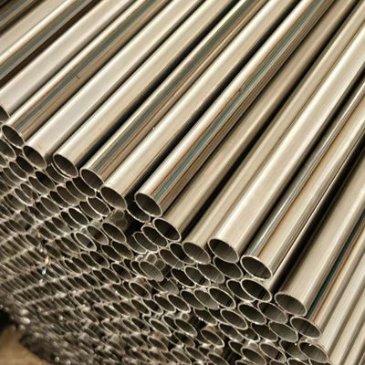 Фабрика Горячая продажа ASTM A312 304L 316L 6mtr Бесшовные трубы из нержавеющей стали Серая белая поверхность Огревная маринованная